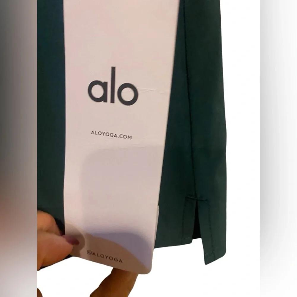 NWT Alo Yoga active skirt Size XXS